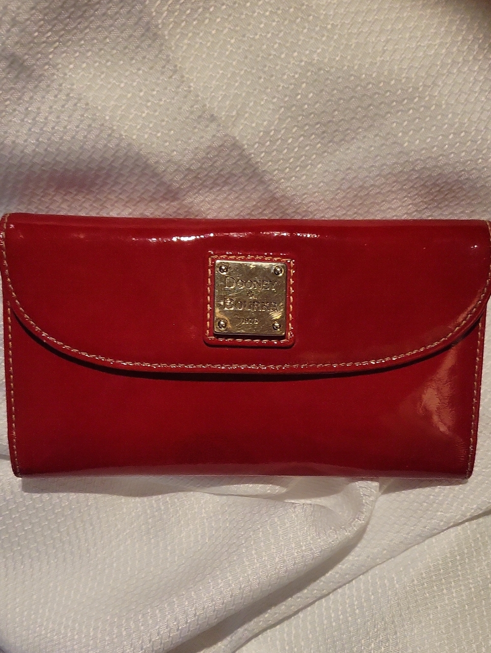 Dooney & Bourke Red Patent Leather Clutch Wallet with Logo Plaque